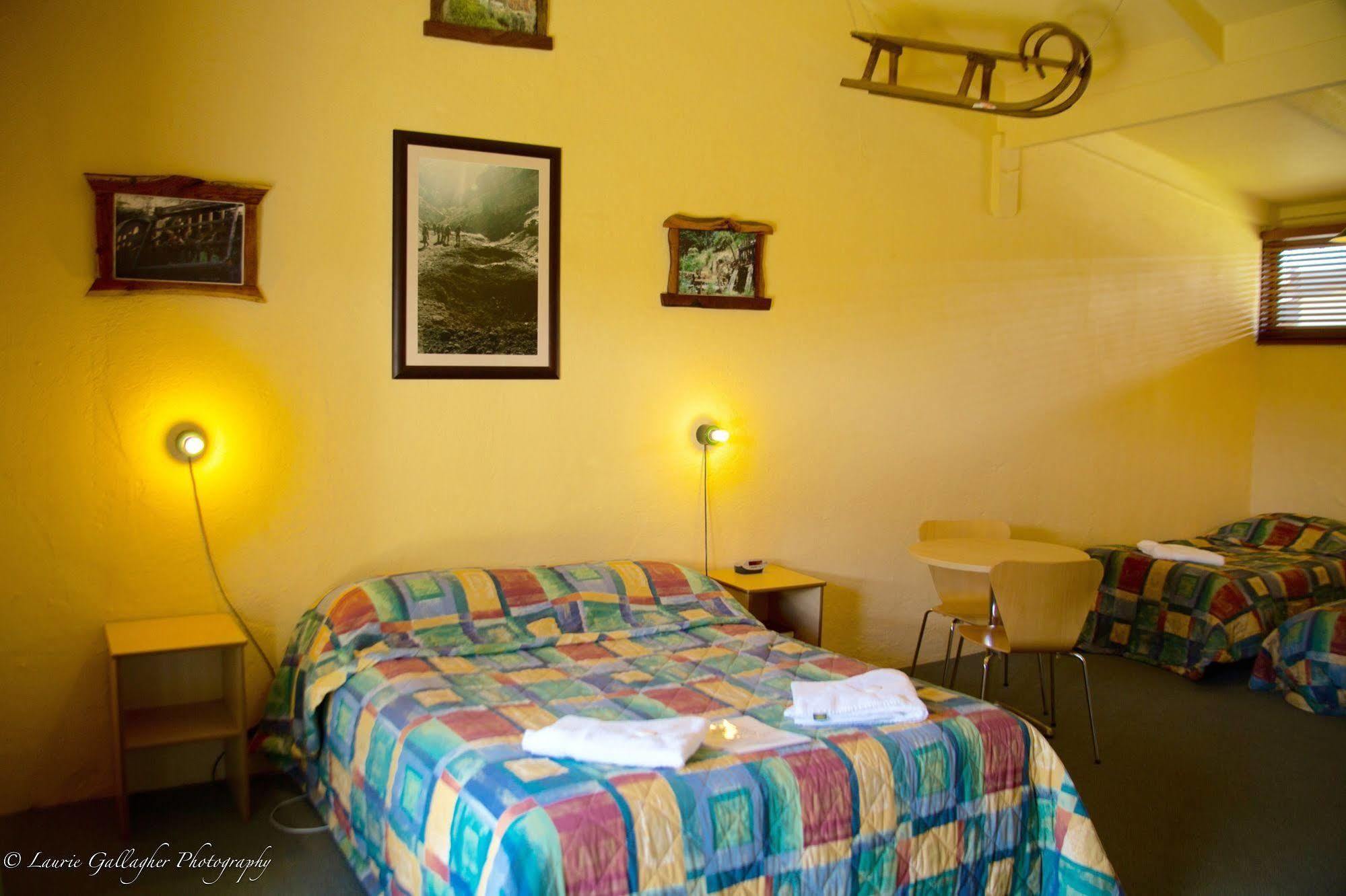 Harrietville Hotel Motel Extérieur photo