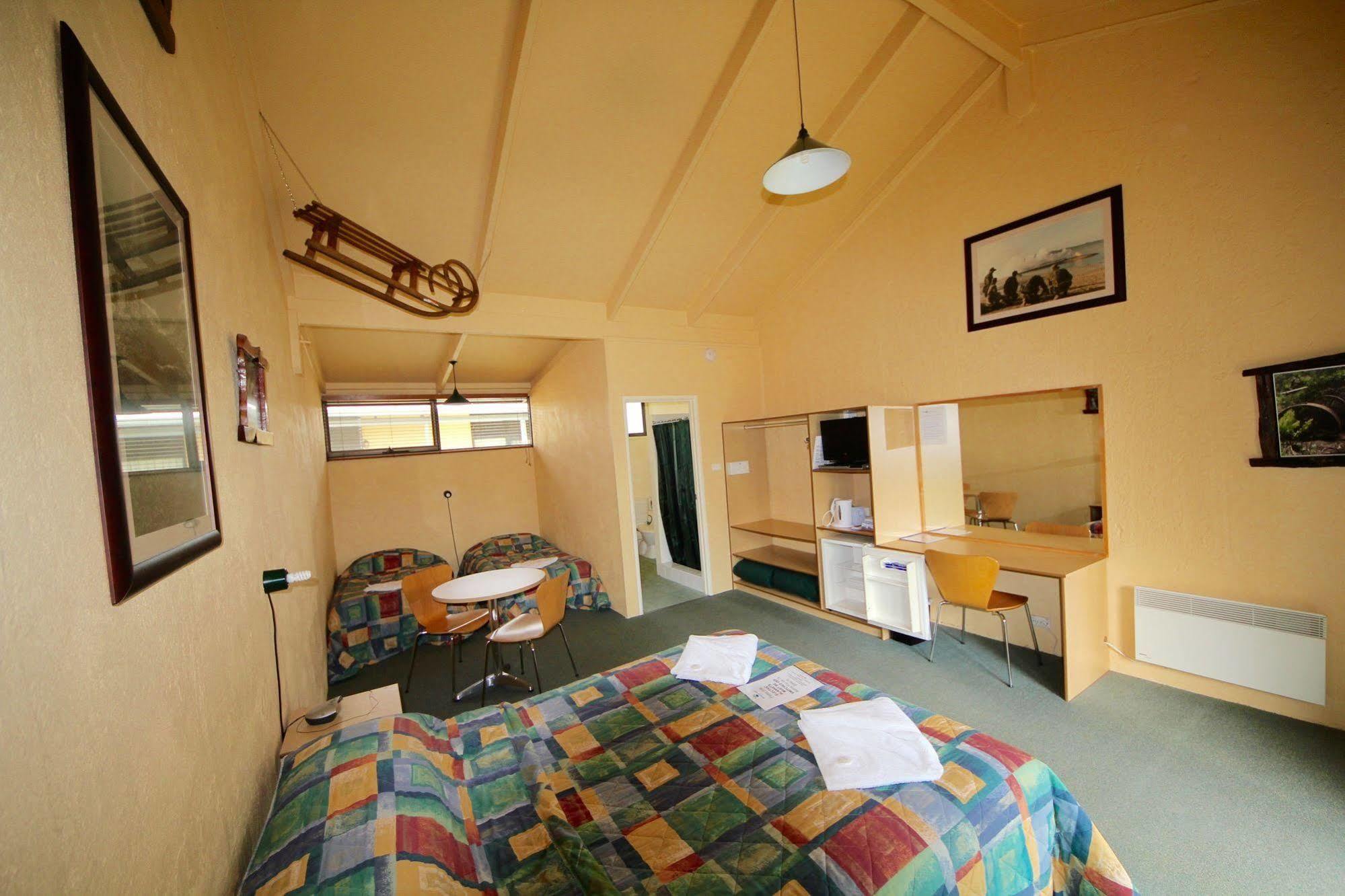Harrietville Hotel Motel Extérieur photo